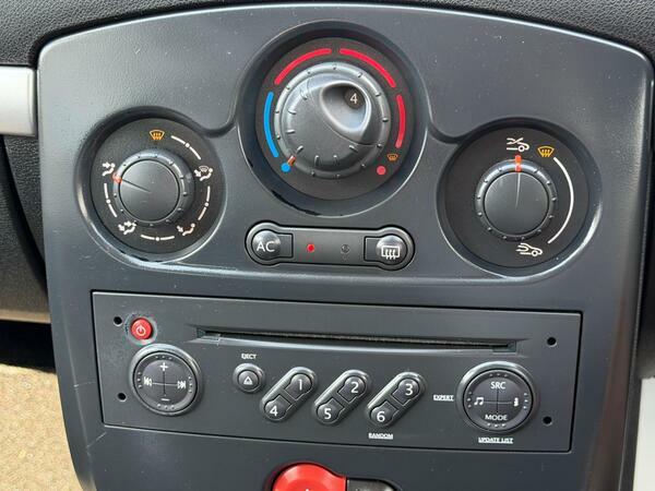 Renault Clio Hatchback Grey #23