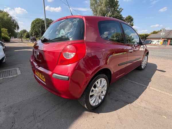 Renault Clio Hatchback Grey #15