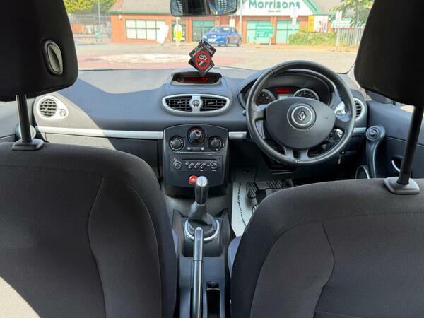 Renault Clio Hatchback Grey #17
