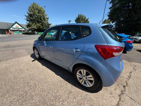 Hyundai Ix20 Active Blue #9