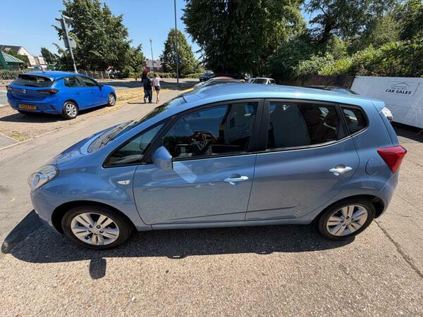 Hyundai Ix20 Active Blue #10
