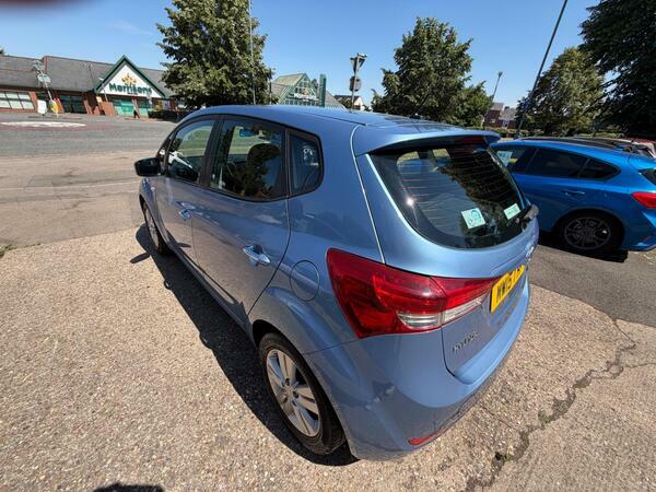 Hyundai Ix20 Active Blue #8