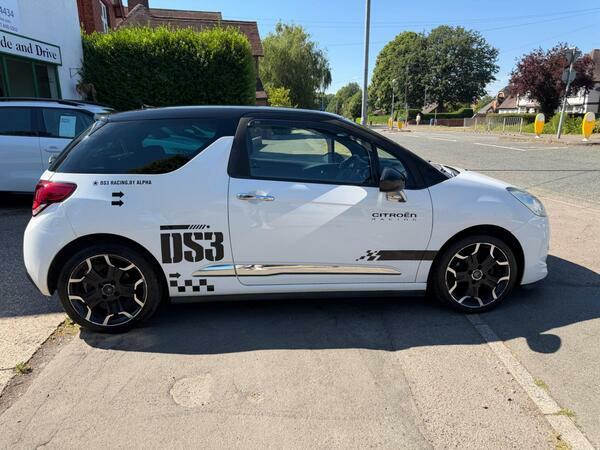 Citroen DS3 E-hdi Airdream Dsport 3-Door Free Road Tax White #16
