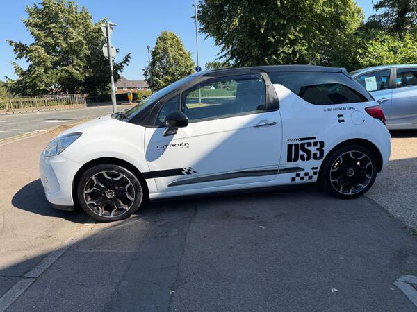 Citroen DS3 E-hdi Airdream Dsport 3-Door Free Road Tax White #12