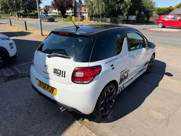 Citroen DS3 E-hdi Airdream Dsport 3-Door Free Road Tax White #18