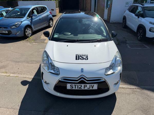 Citroen DS3 1.6 E-hdi Airdream Dstyle Plus Euro 5 Ss White #2