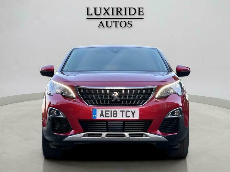 Peugeot 3008 1.2 Puretech Allure Eat Red #2