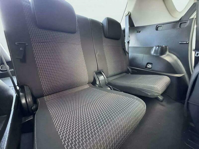 Toyota Verso 7-Seater Mpv Icon 1.8 #79