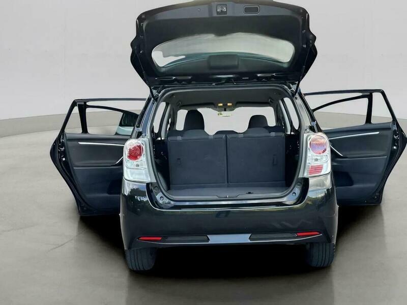 Toyota Verso 7-Seater Mpv Icon 1.8 #81