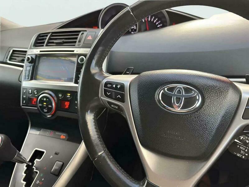 Toyota Verso 7-Seater Mpv Icon 1.8 #74