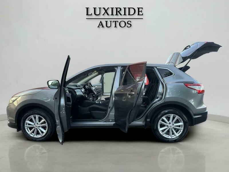 Nissan Qashqai 1.2 Dig-t Acenta Premium Grey #4