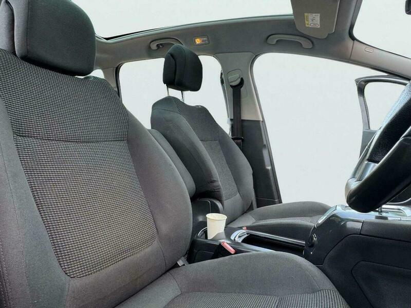 Peugeot 5008 1.6 Hdi Allure Euro 5 White #25
