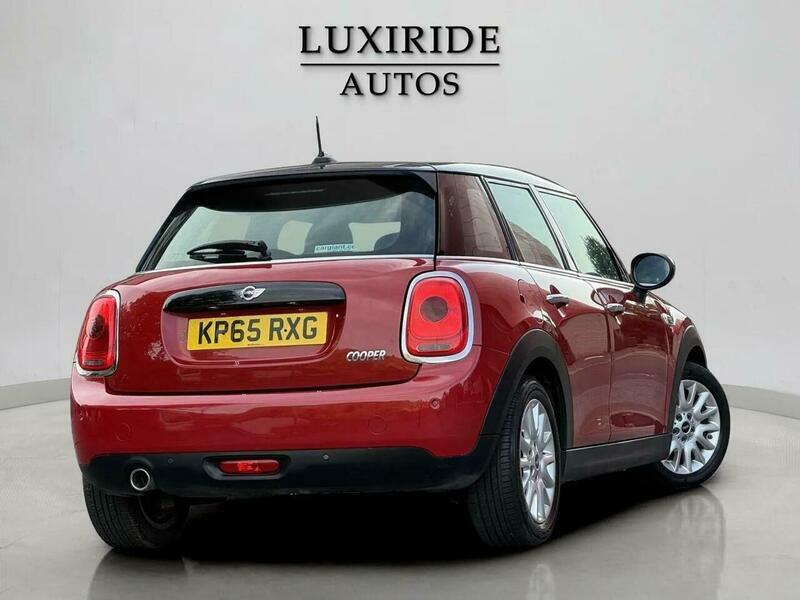 Mini Hatch 1.5 Cooper Euro 6 Red #4