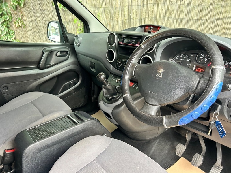 Peugeot Partner 2015 15 Hdi Silver #12