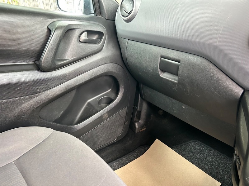 Peugeot Partner 2015 15 Hdi Silver #13