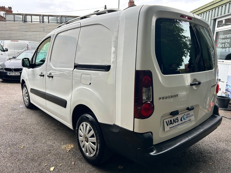 Peugeot Partner 2015 15 Hdi Silver #8
