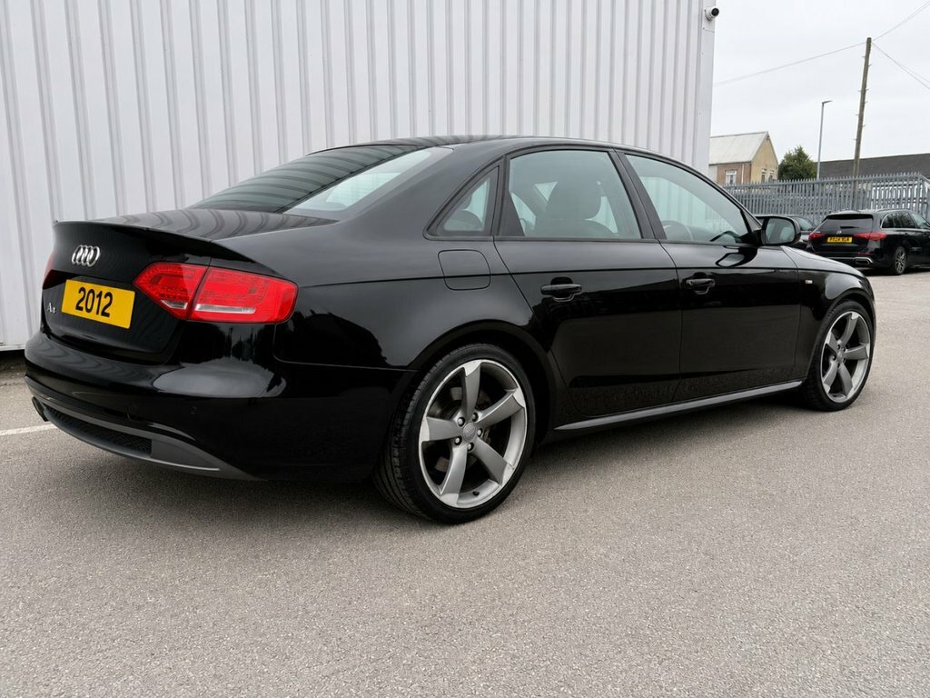 Audi A4 2L Black Edition Black #4