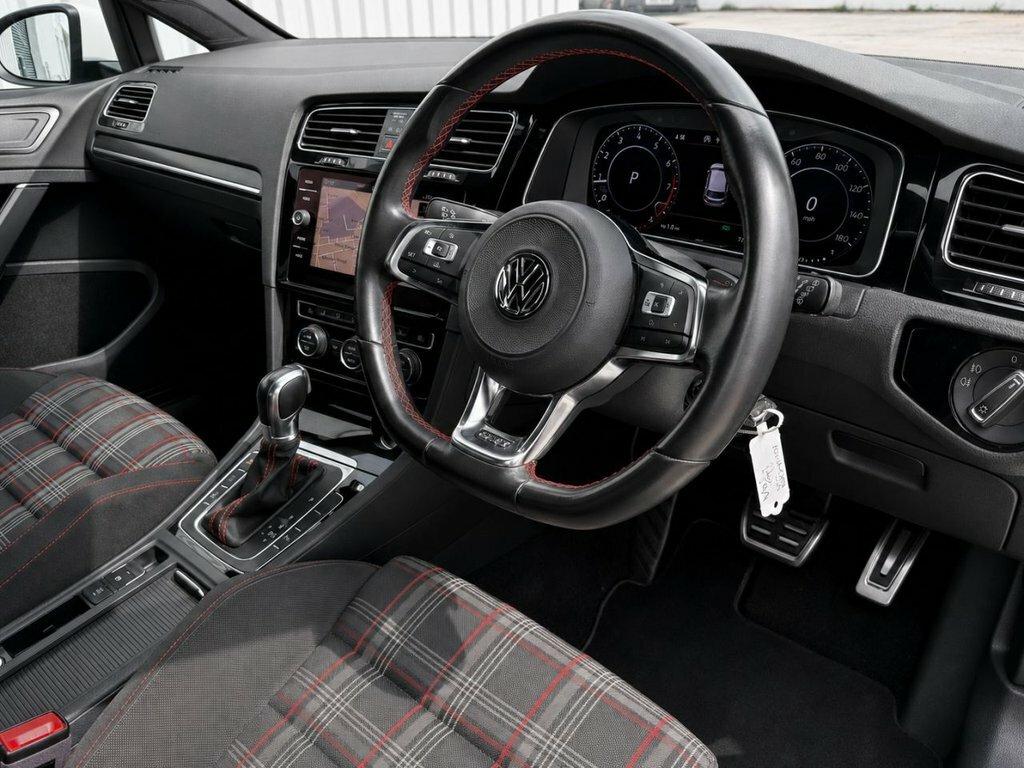 Volkswagen Golf 2L Gti BK17VPY White #6