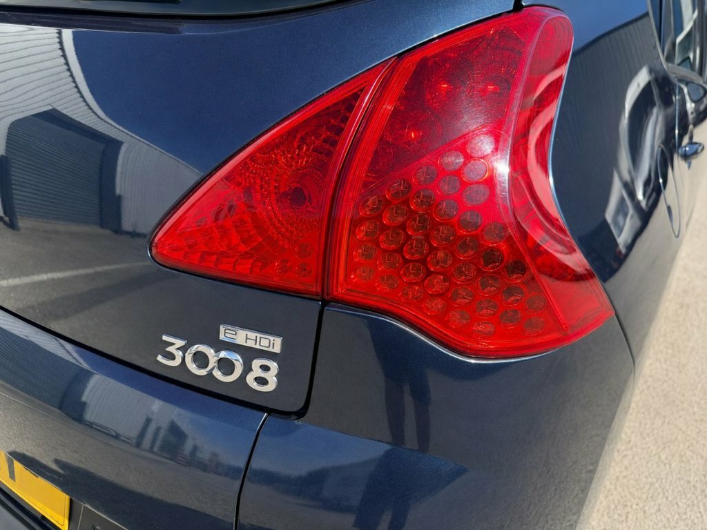 Peugeot 3008 2.0 Hdi Allure Suv Euro 5 163 Ps Black #19