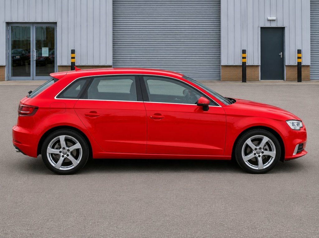 Audi A3 1.5 Tfsi Cod Sport Sportback Euro 6 Ss White #4