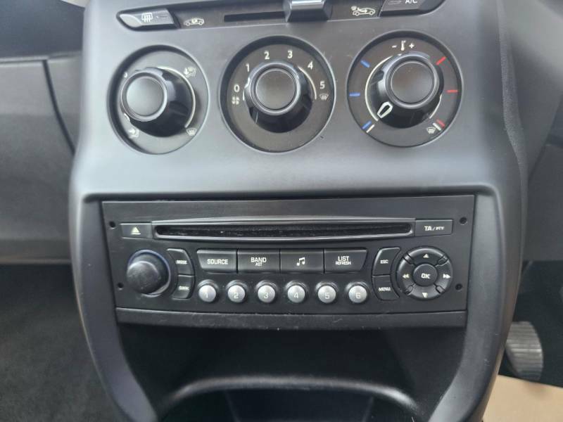 Citroen C3 Vtr Black #23