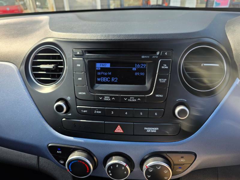 Hyundai I10 Se Orange #15