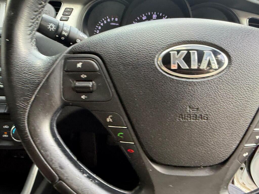 Kia Ceed Estate 1.6 Crdi Ecodynamics 2 Sportswagon Euro 5 White #35