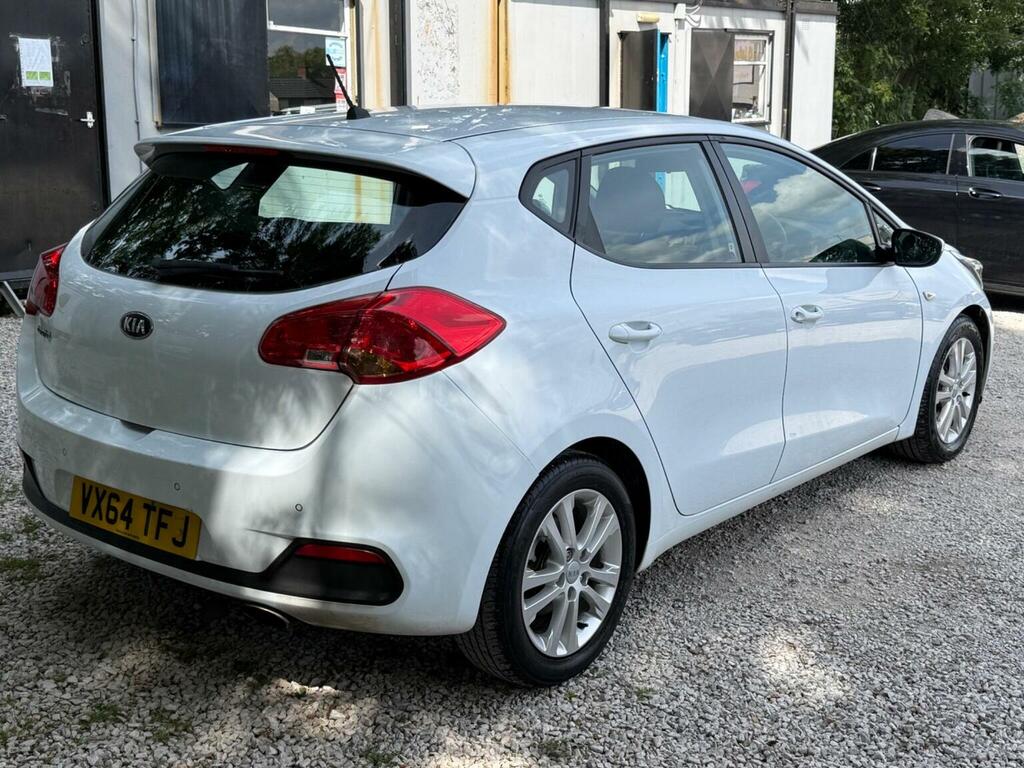 Kia Ceed Estate 1.6 Crdi Ecodynamics 2 Sportswagon Euro 5 White #11