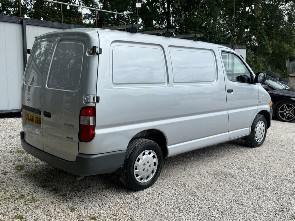 Toyota HiAce 2.5 D-4d 280 Gs 2006 Blue #7