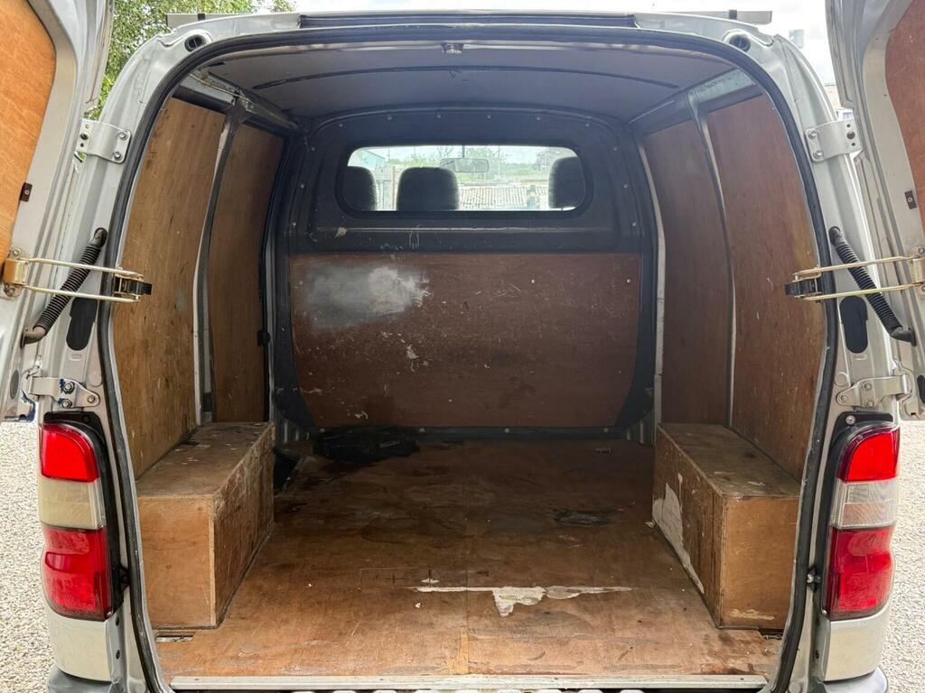 Toyota HiAce 2.5 D-4d 280 Gs 2006 Blue #11