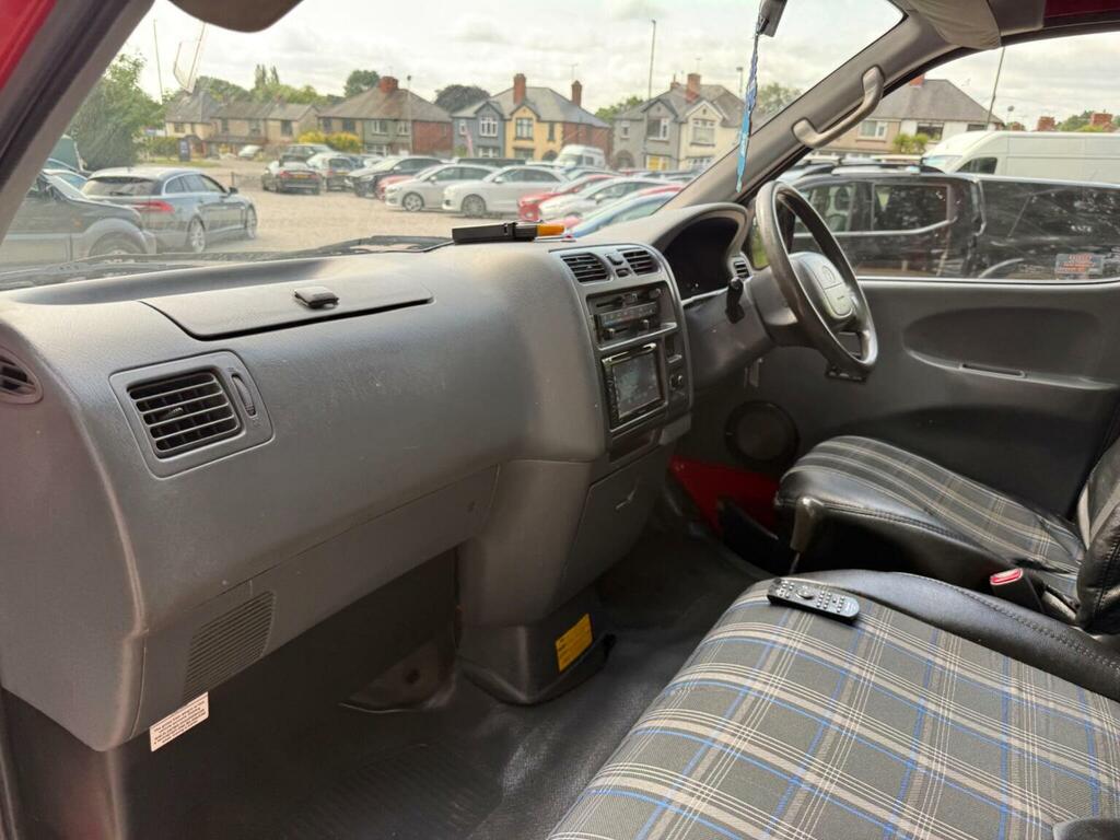 Toyota HiAce Panel Van 2.5 D-4d 280 Gs 2 Side1 Rear Door 20 #20