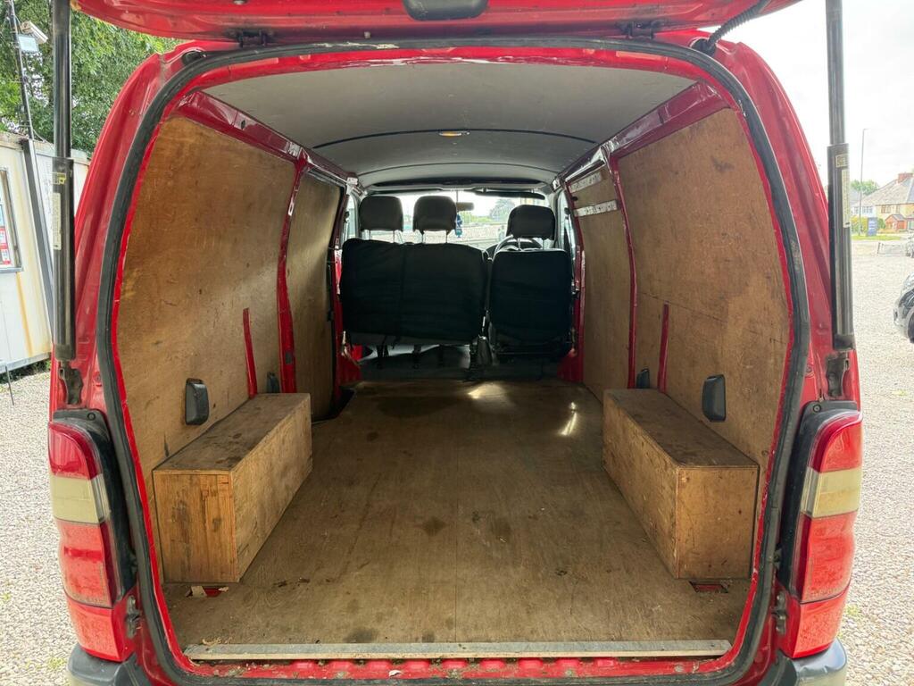 Toyota HiAce Panel Van 2.5 D-4d 280 Gs 2 Side1 Rear Door 20 #12