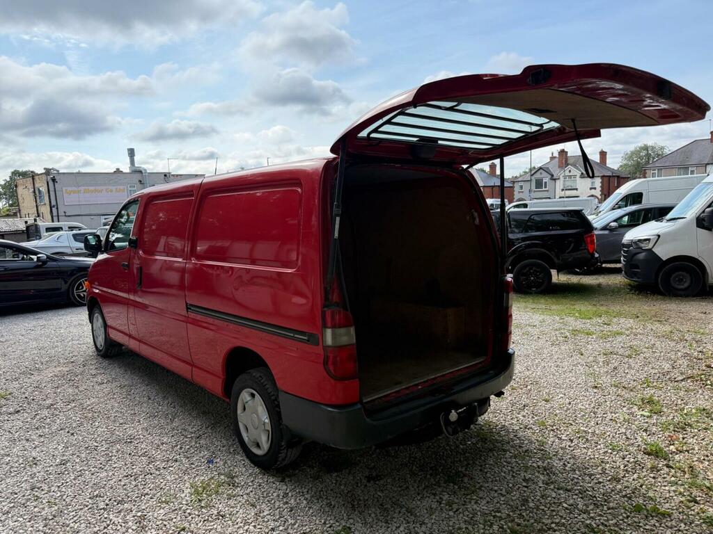 Toyota HiAce Panel Van 2.5 D-4d 280 Gs 2 Side1 Rear Door 20 #13