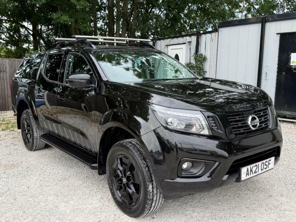 Nissan Navara Double Cab Pick Up N-guard 2.3Dci 190 Tt 4Wd Grey #57