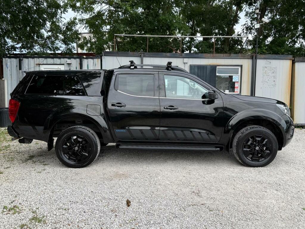 Nissan Navara Double Cab Pick Up N-guard 2.3Dci 190 Tt 4Wd Grey #7