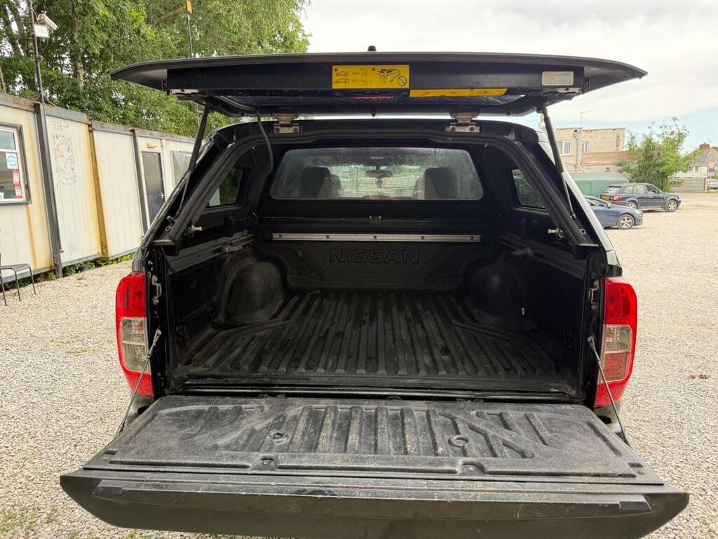Nissan Navara Double Cab Pick Up N-guard 2.3Dci 190 Tt 4Wd Grey #16