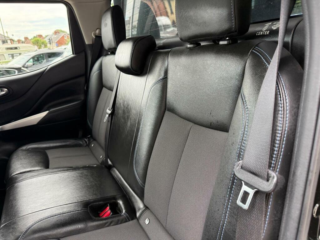 Nissan Navara Double Cab Pick Up N-guard 2.3Dci 190 Tt 4Wd Grey #19