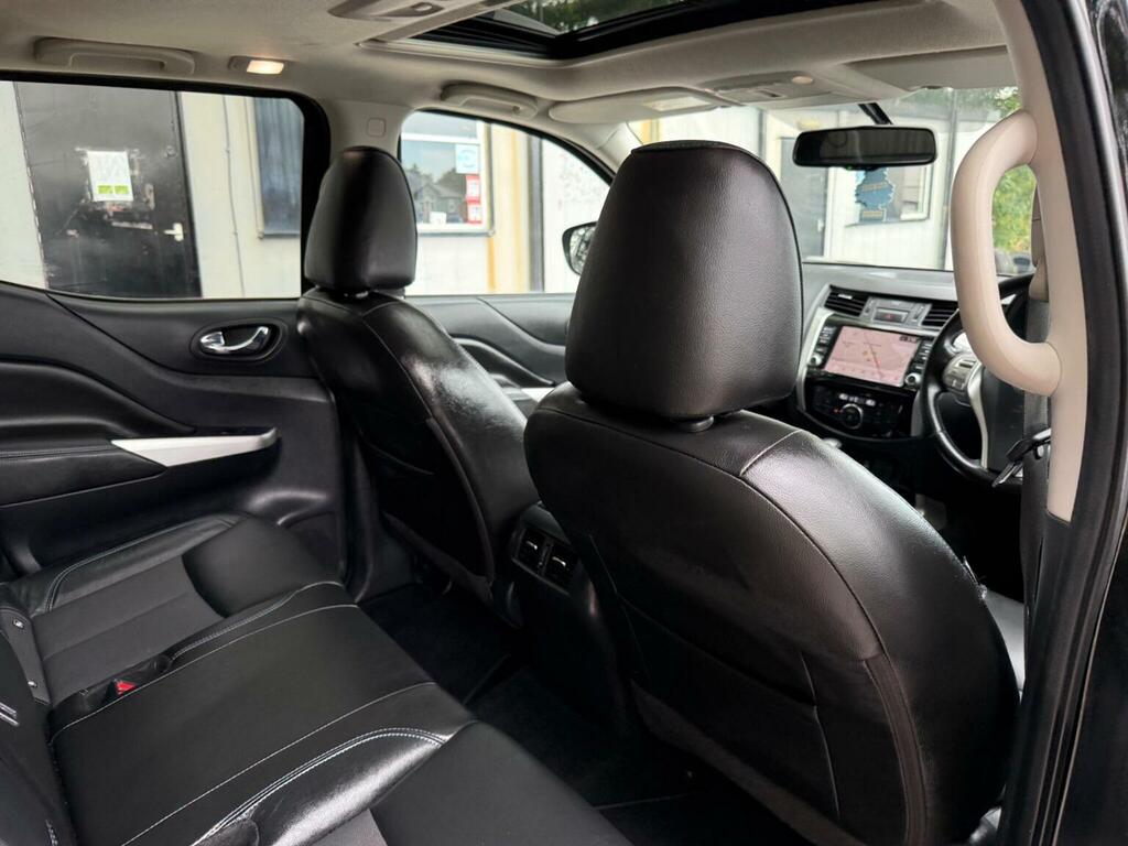 Nissan Navara Double Cab Pick Up N-guard 2.3Dci 190 Tt 4Wd Grey #9