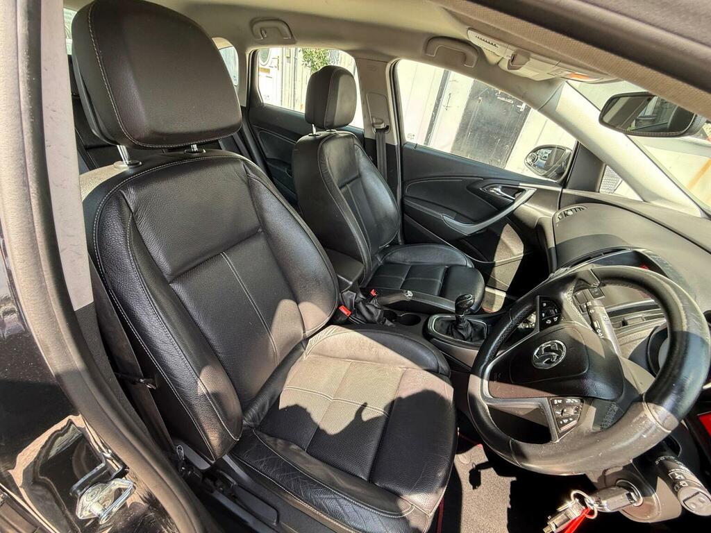 Vauxhall Astra 1.6 16V Elite Euro 5 Black #3