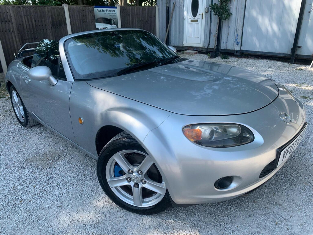 Mazda MX-5 Convertible Red #42