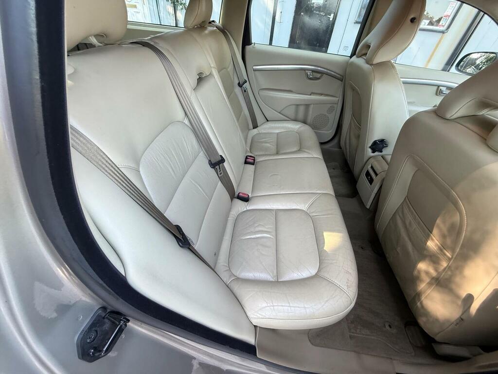 Volvo V70  Grey #8