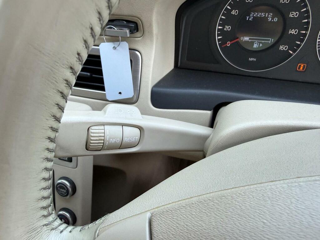 Volvo V70  Grey #40