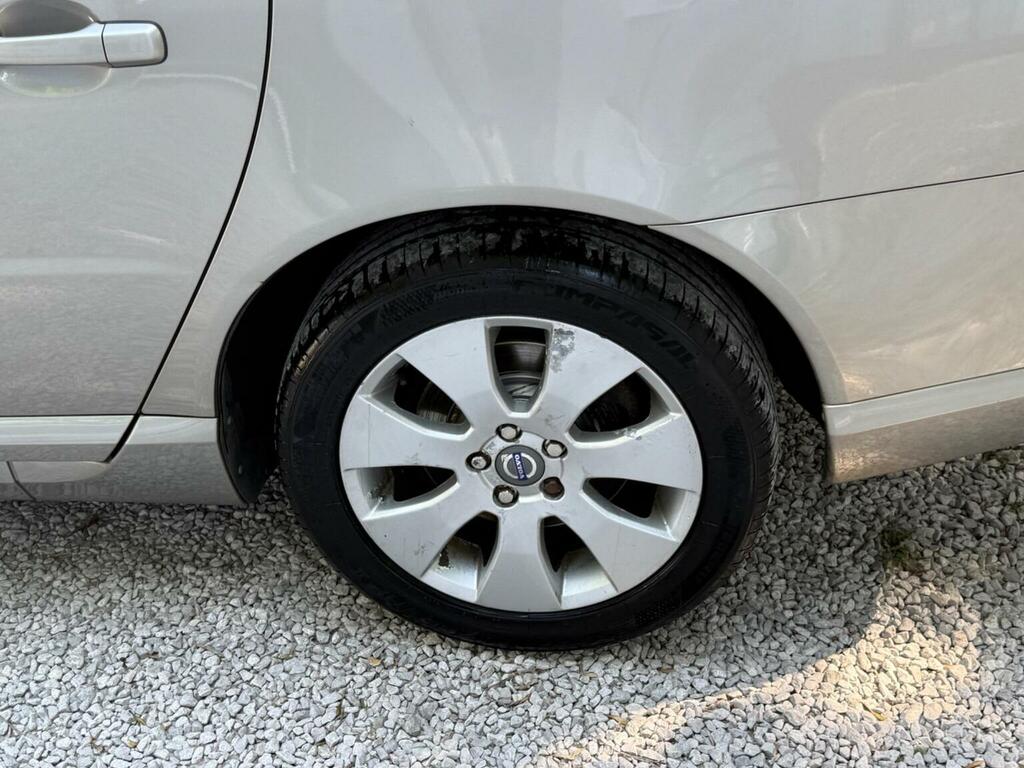 Volvo V70  Grey #14