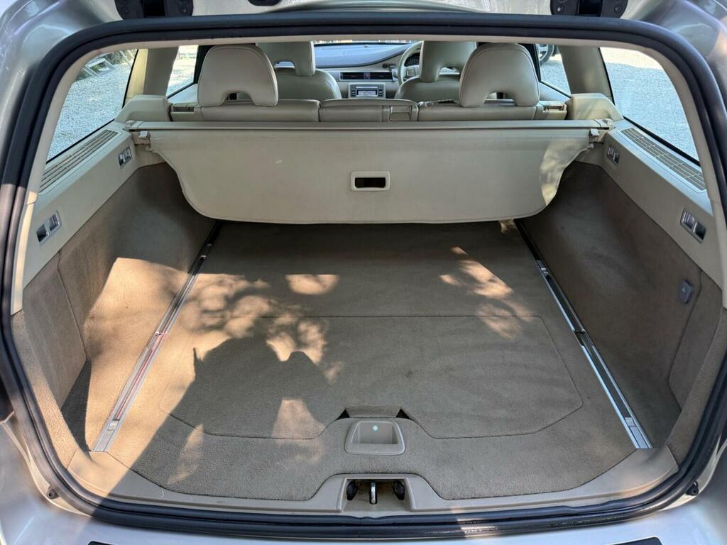 Volvo V70  Grey #11