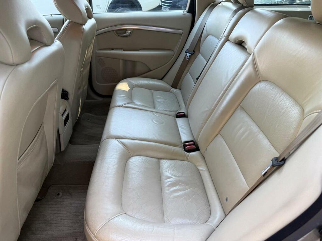 Volvo V70  Grey #16