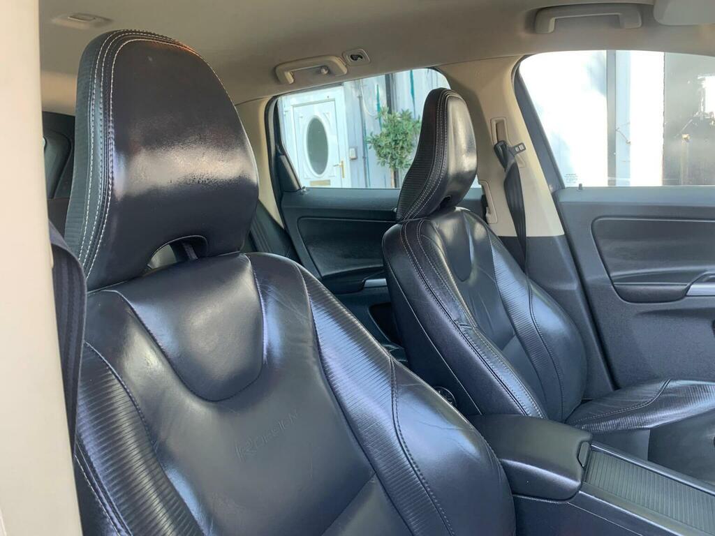 Volvo XC60 Silver #11