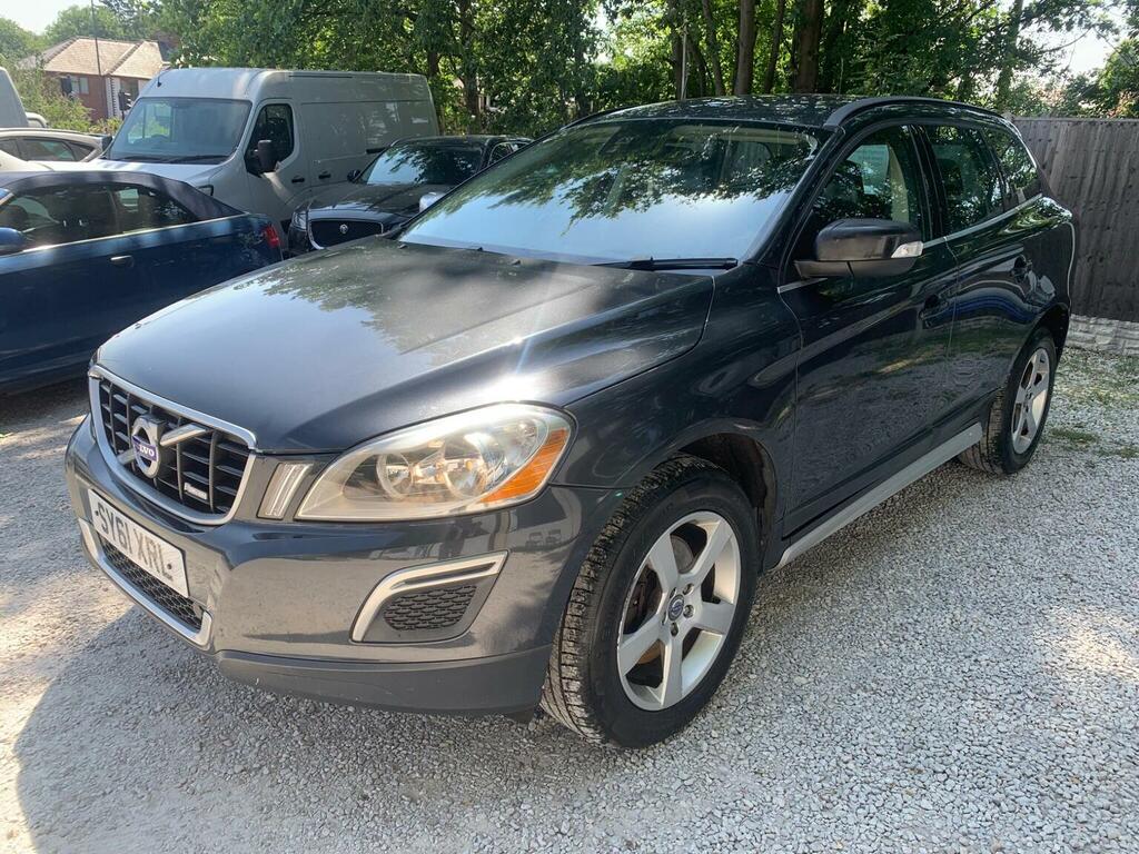 Volvo XC60 Silver #40
