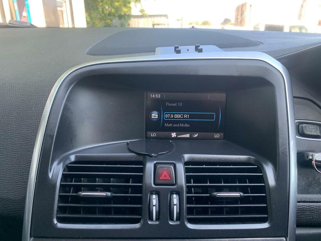 Volvo XC60 Silver #14