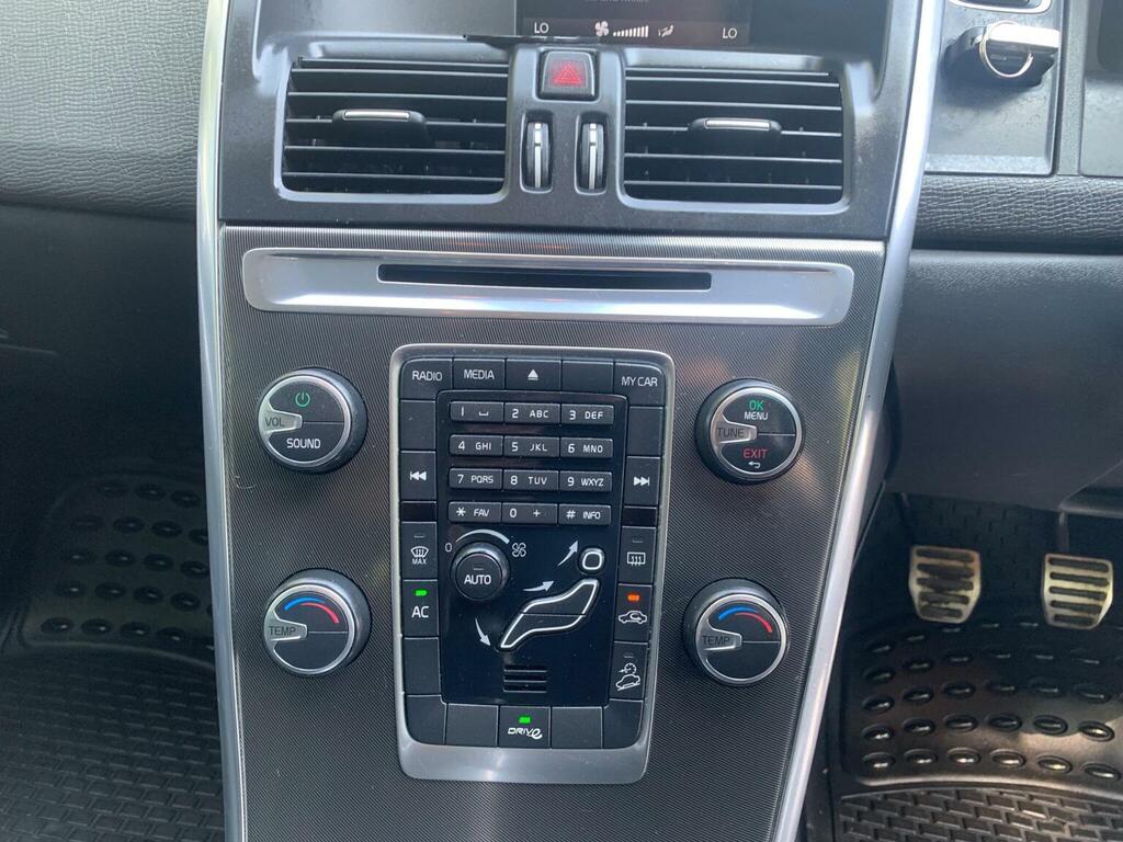 Volvo XC60 Silver #15