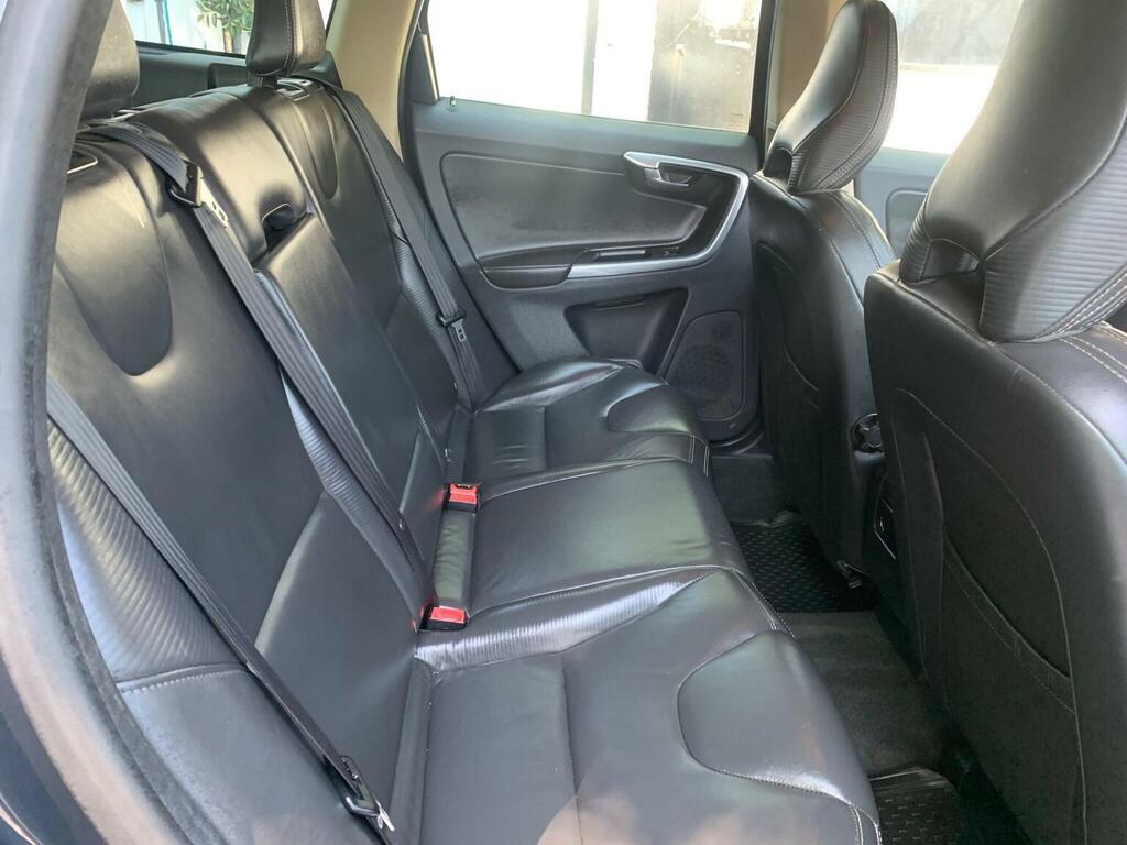 Volvo XC60 Silver #19
